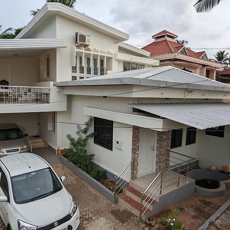 Вилла Jalaprabha House Manipala Удипи Экстерьер фото